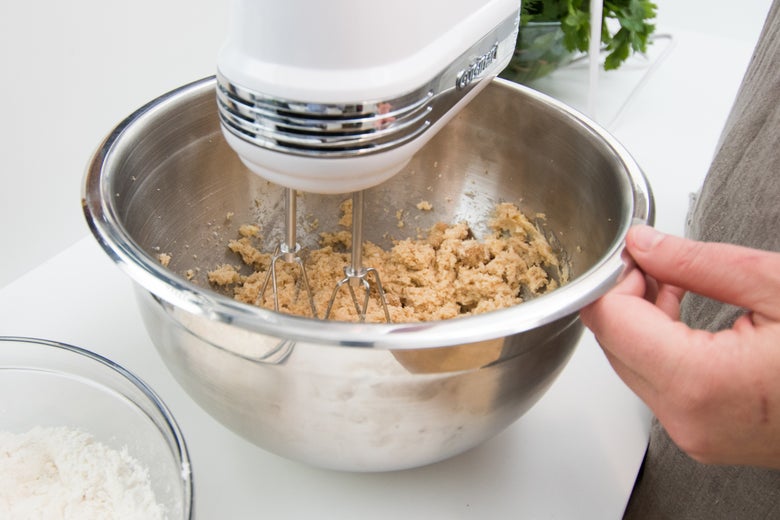 Cuisinart mixer in action.